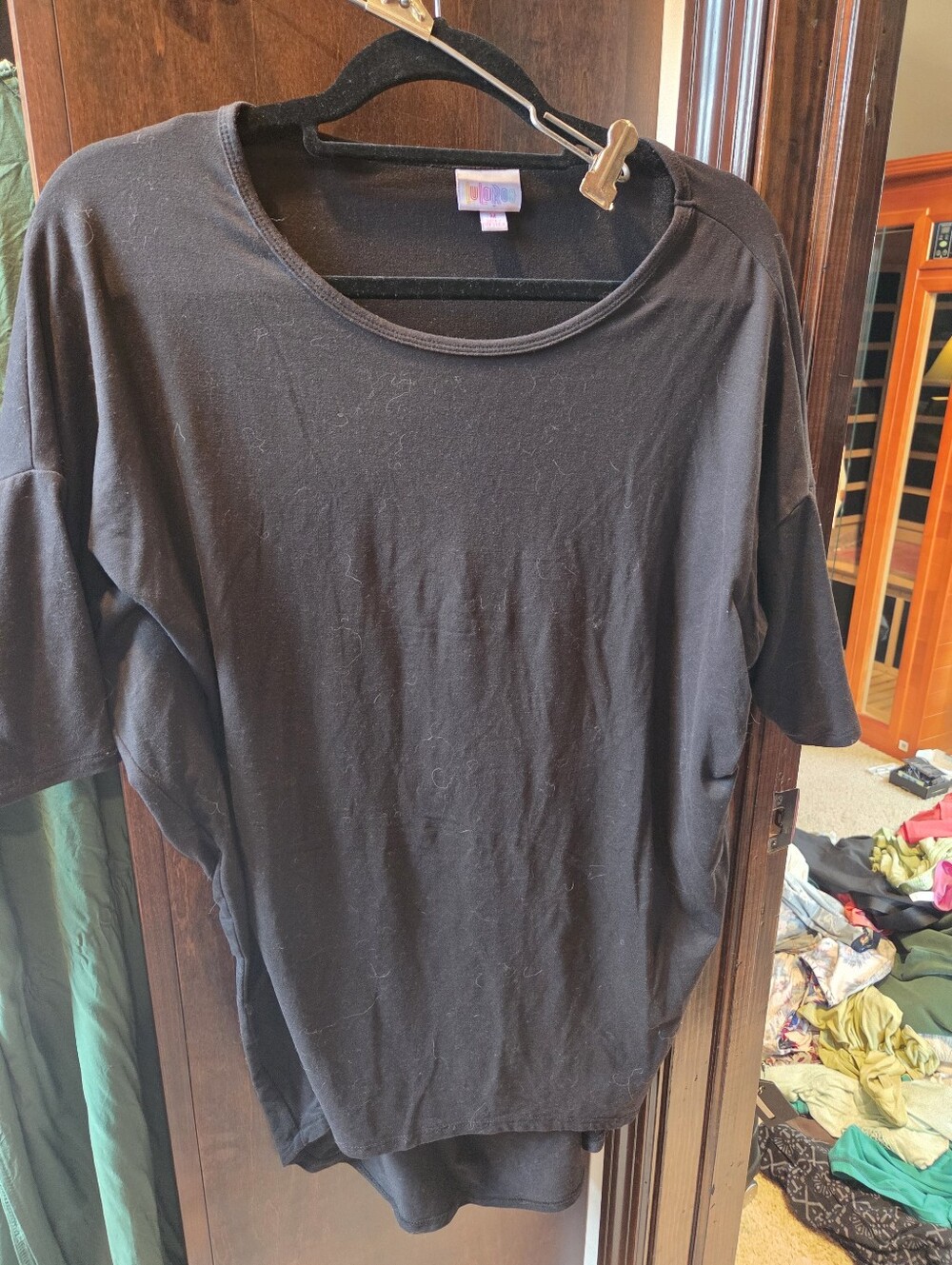 LuLaRoe M Irma Black Scoop Neck Short Sleeve Top